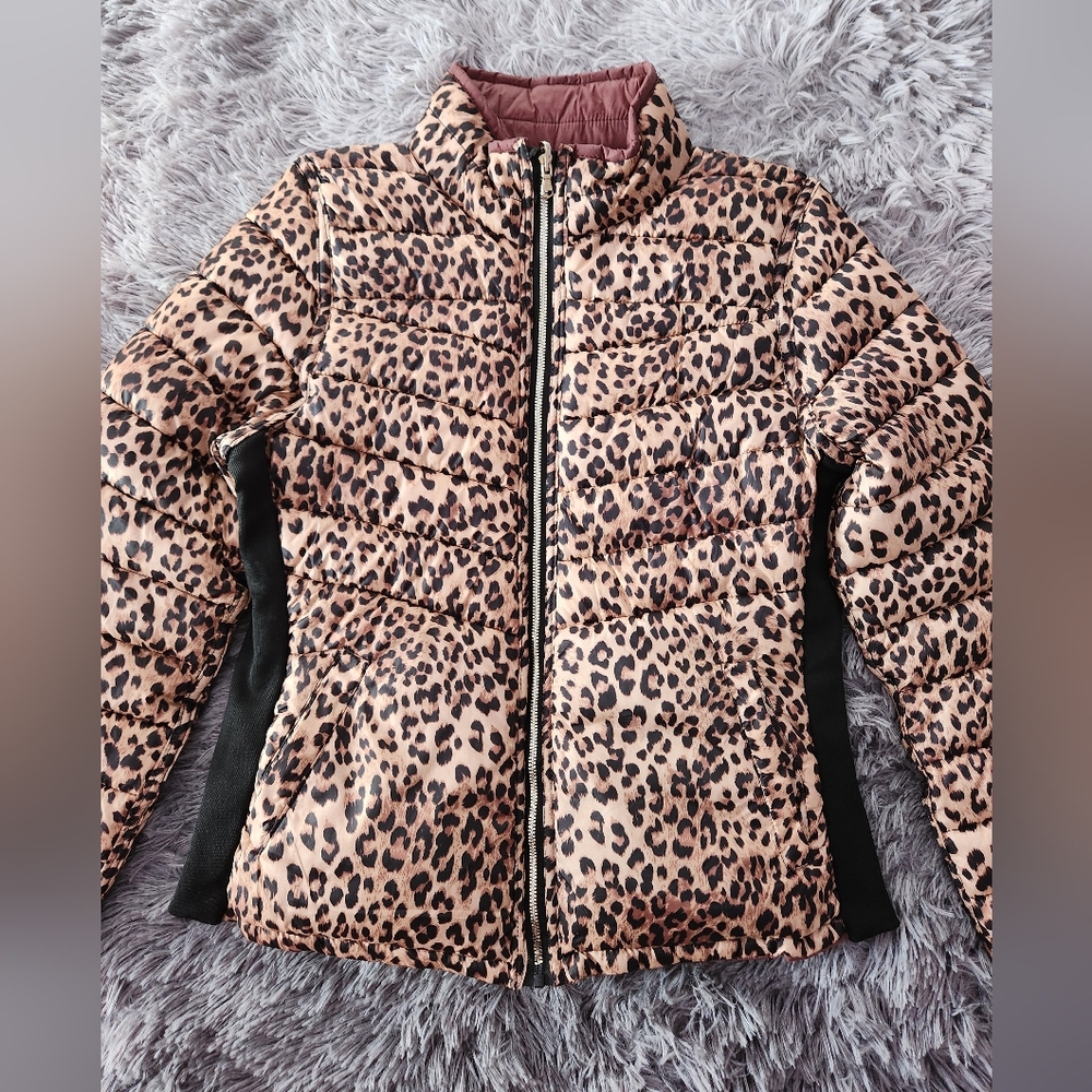 Reversible Leopard Print Puffer Jacket - Picture 4 of 11